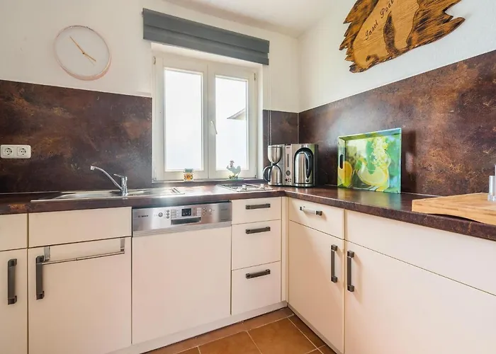 Schoener In Poel In Strandnaehe