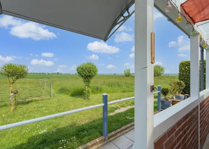 Schoener In Poel In Strandnaehe Fahrdorf (Mecklenburg-Vorpommern)